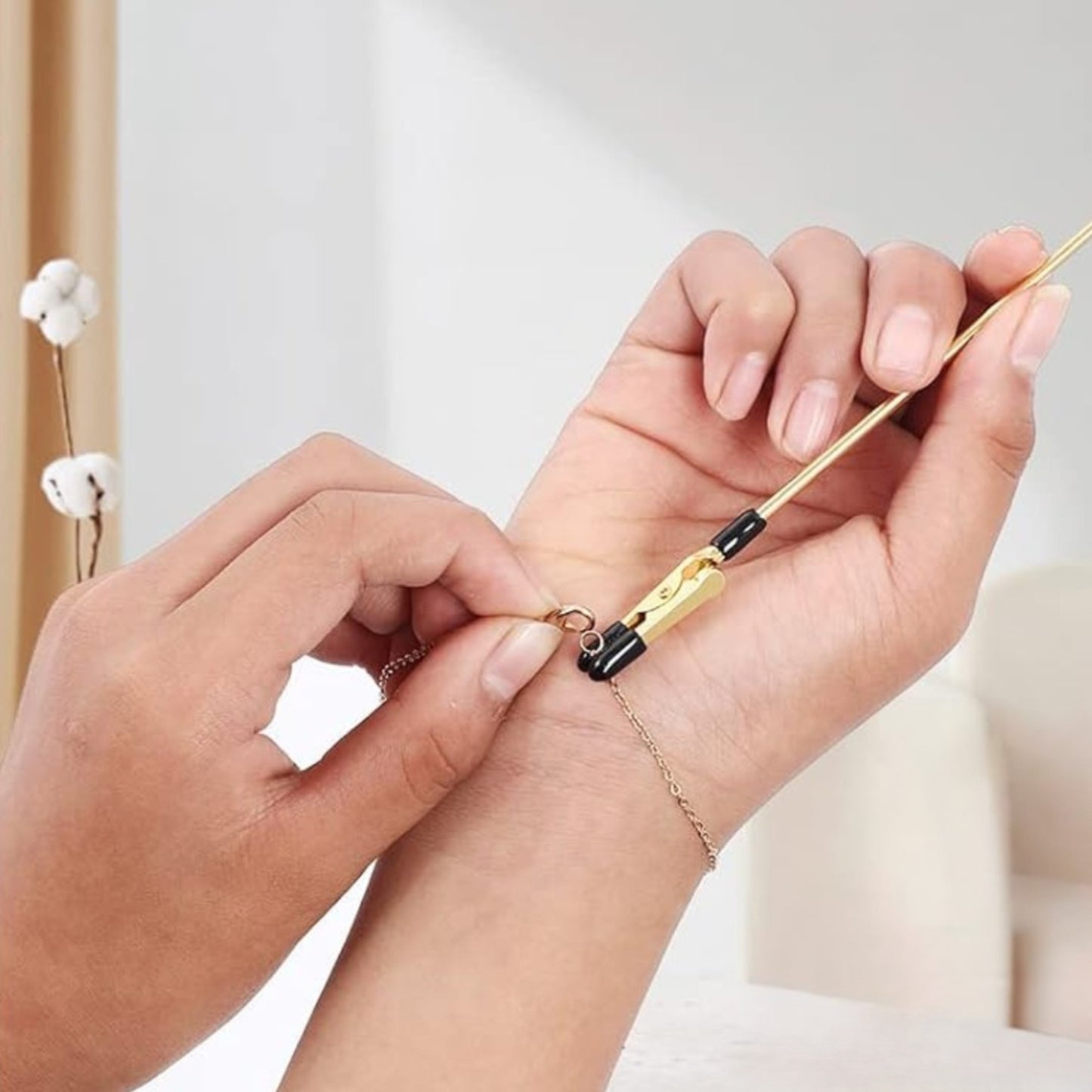 Sesuar Takı Aparatı - Altın